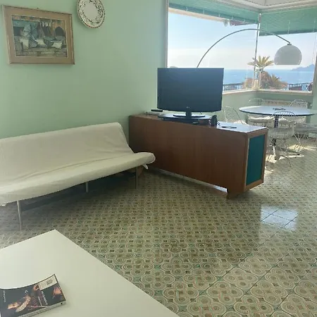 Grande Attico Con Vista Vicino Al Centro By Portofinovacanze Apartamento