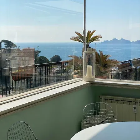 Grande Attico Con Vista Vicino Al Centro By Portofinovacanze Daire Rapallo