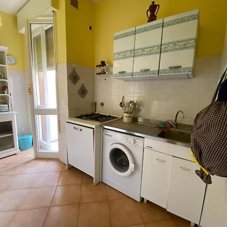 Grande Attico Con Vista Vicino Al Centro By Portofinovacanze Apartamento *