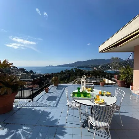 Grande Attico Con Vista Vicino Al Centro By Portofinovacanze Apartamento Rapallo