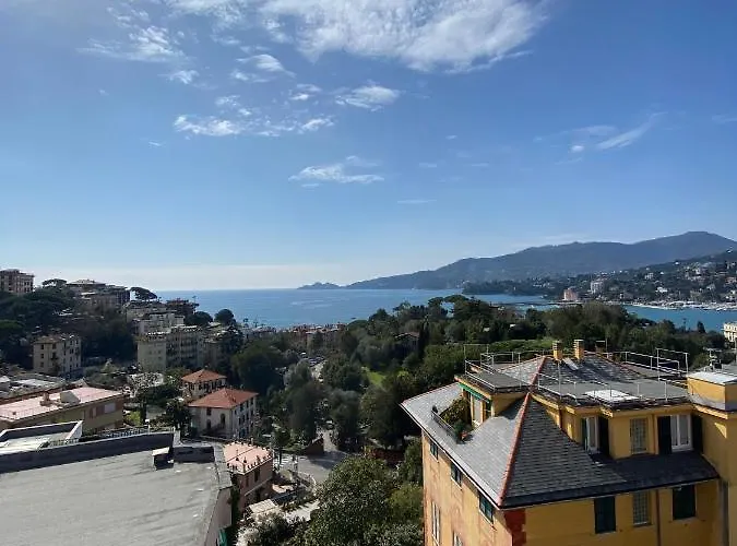 شقة Grande Attico Con Vista Vicino Al Centro By Portofinovacanze *