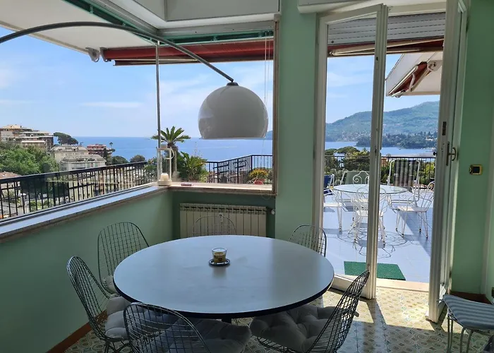 شقة Grande Attico Con Vista Vicino Al Centro By Portofinovacanze